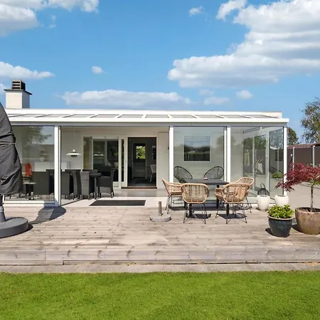 Stunning In With Wifi Ferienhaus